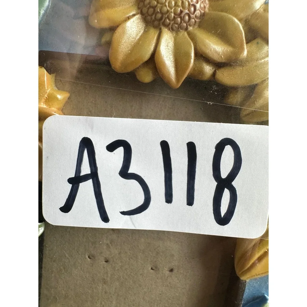 Vintage Sunflower 3D Resin Picture Frame Yellow Floral Tabletop Decor 6.5x4.75